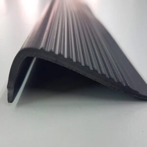 Protector Nariz Escalera PVC Negro