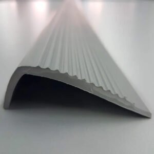 Protector Nariz Escalera PVC Humo